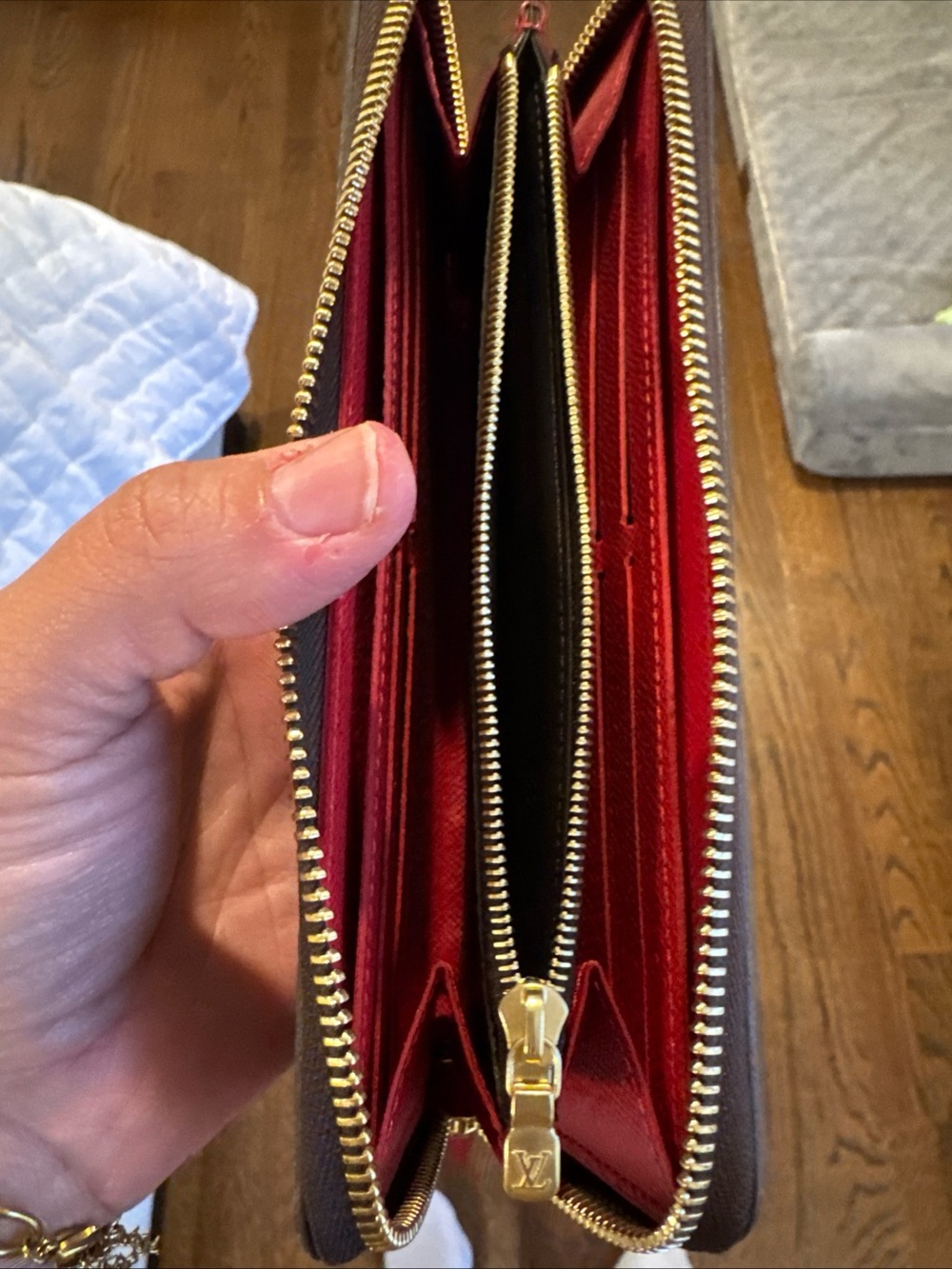 Louis Vuitton Clemence Wallet - Picture 4 of 8